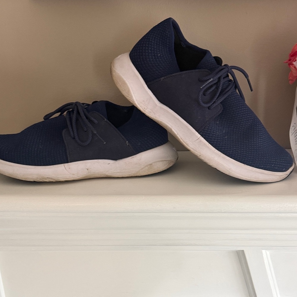 Vessi Navy Blue Low-Top Sneakers